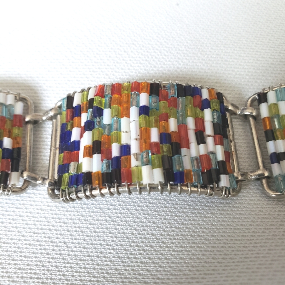 Southwestern Beaded Bracelet - Picture 3 of 9
